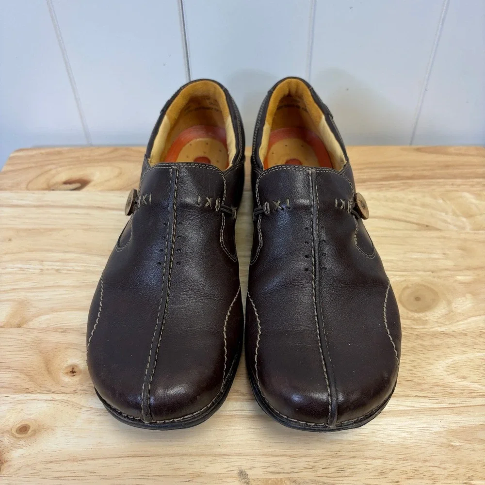 Clarks Un.Loop Classic Slip On Loafers Womens Size 10M Coastal Grandma Comfy